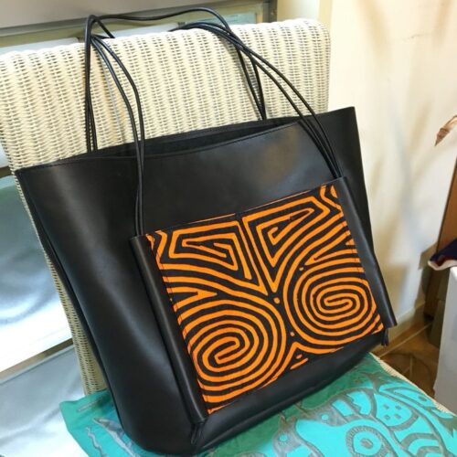 Molas bigpocket shourder totebag africain